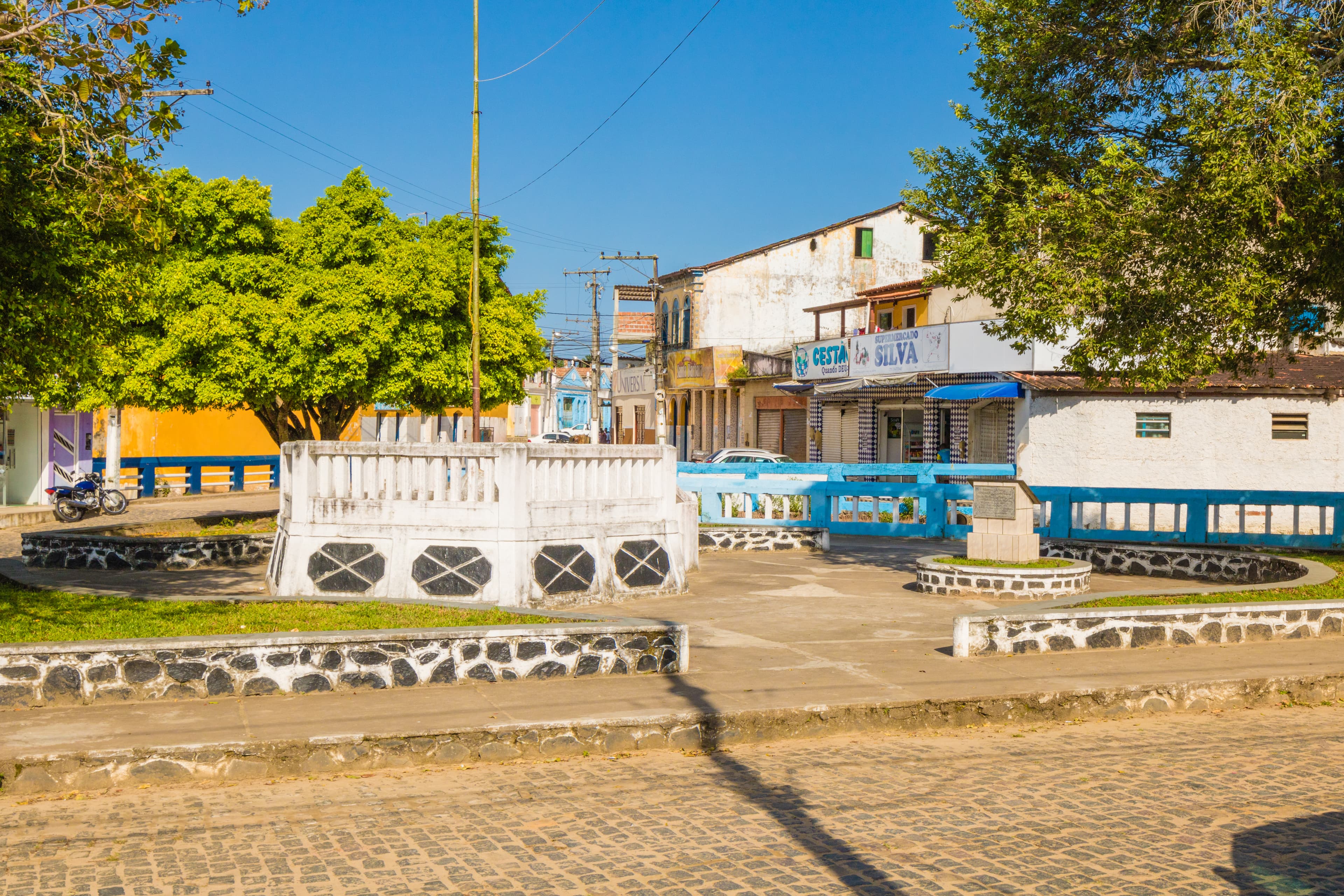 Public Square Aratuípe Bahia 9281